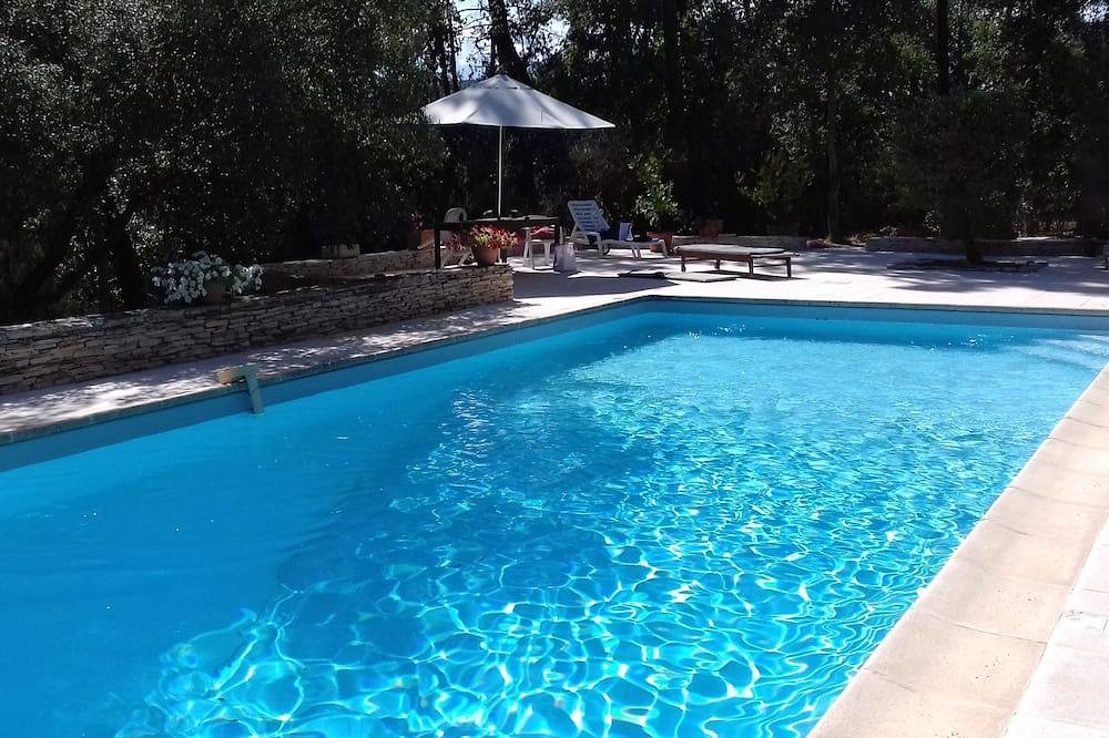 10' from seaside, quiet nature, on one level in Le Muy, Draguignan Region