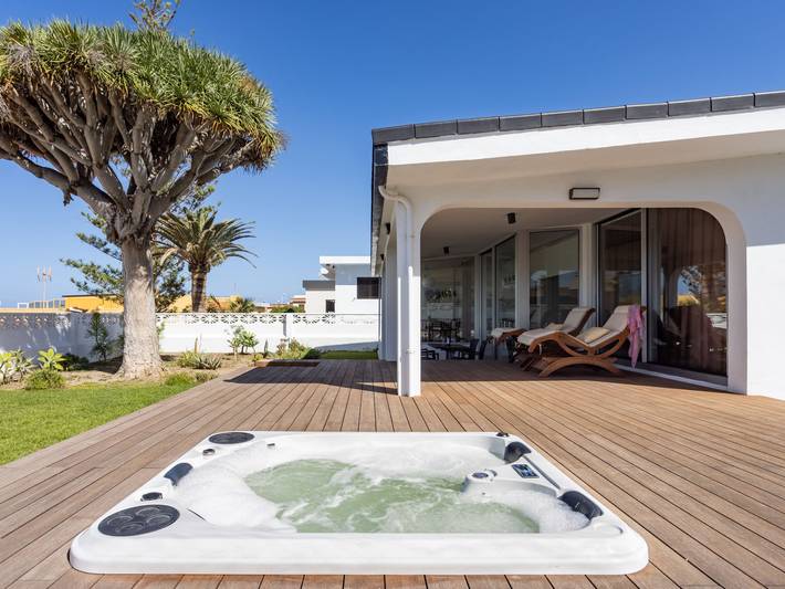 Ferienhaus für 5 Personen, mit Terrasse und Garten sowie Ausblick