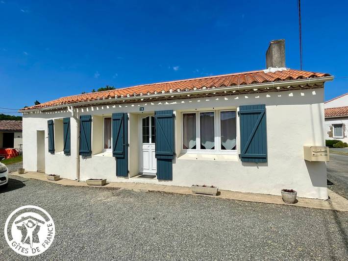 Gîte pour 6 personnes, avec jardin et terrasse, animaux acceptés