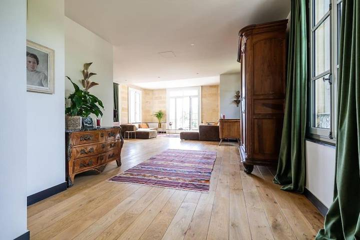 Gîte pour 16 personnes, avec jardin et sauna ainsi que vue et piscine à Lormont - 3