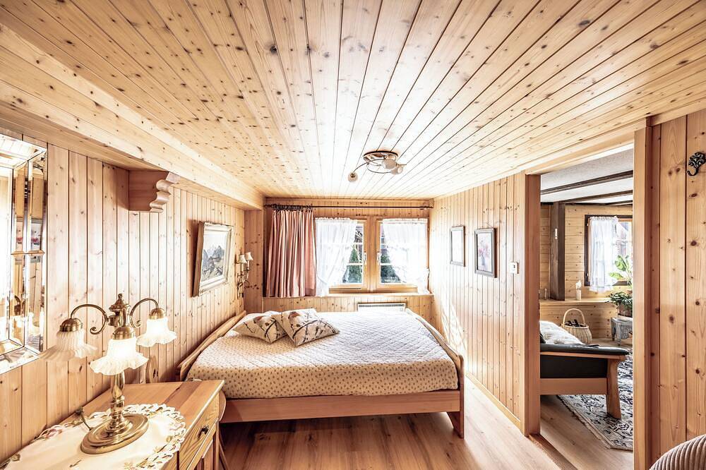 Chalet Idylle | mountain view & close to Interlaken in Ringgenberg, Berner Oberland