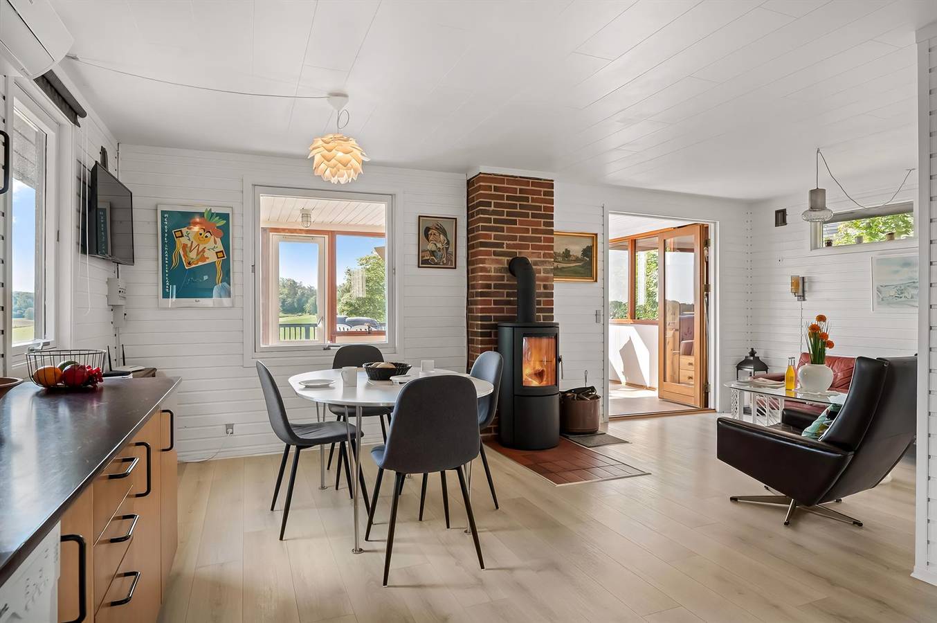 Stunning home in Løgstrup w/ Wifi and 2 Bedrooms in Hjarbæk, Limfjord in Westjütland