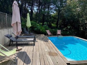 Cottage pour 16 personnes, avec terrasse ainsi que piscine et jardin à Foce