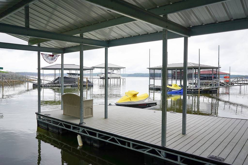 Lakin Erinnerungen-Wasser Front Home On Ky Lake in Kentucky Lake
