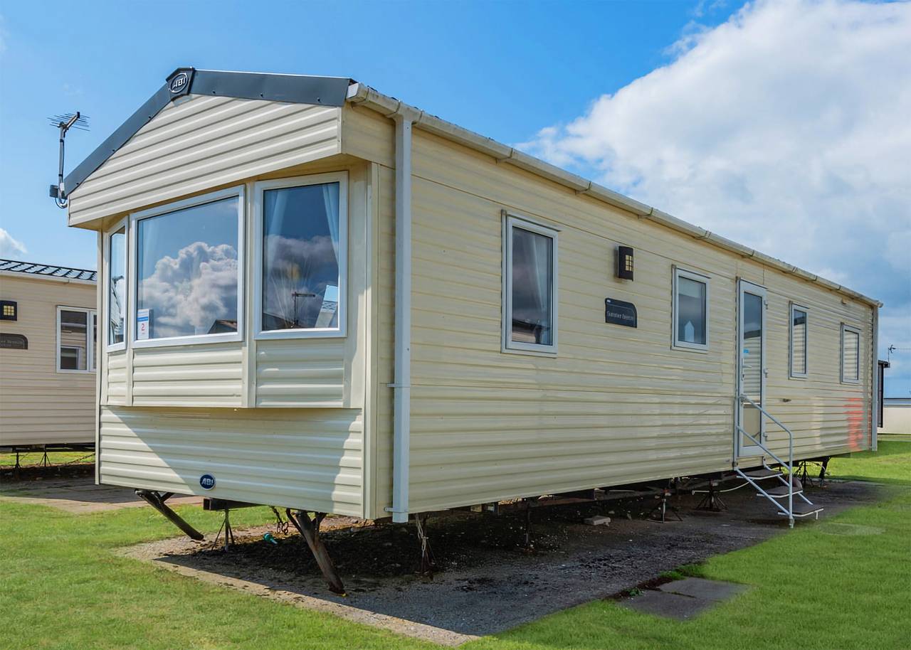 Bronze Caravan with parking in Skegness, Lincolnshire