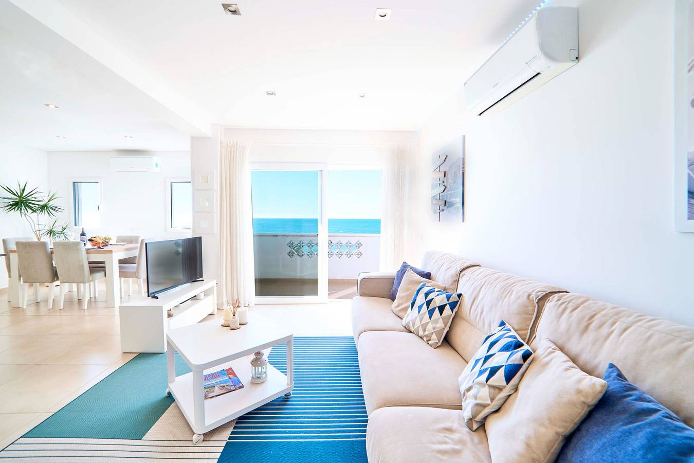 Entire apartment, Apartment 'Paraná' with Balcony, Wi-Fi and Air Conditioning in Cavacos, Quarteira