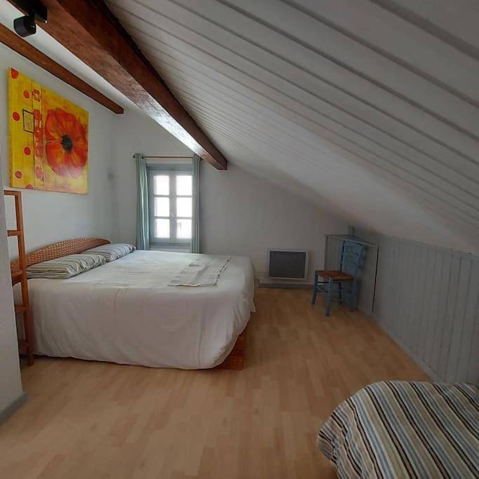 Location de vacances pour 6 personnes, avec balcon ainsi que vue et vue sur le lac à Yvoire - 4