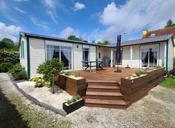 Gîte pour 6 personnes, avec vue sur le lac à Caurel