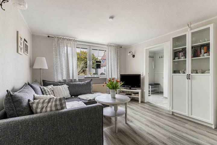 Holiday Home 'Nilsson' with Private Terrace, Private Garden and Wi-Fi in Heide, Heide and surroundings