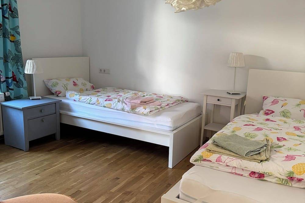Ganze Wohnung, Ferienwohnung im Obstgut Willmann, ruhige Lage mit Blick auf den Bodensee in Kressbronn am Bodensee, Region Bodensee-Oberschwaben