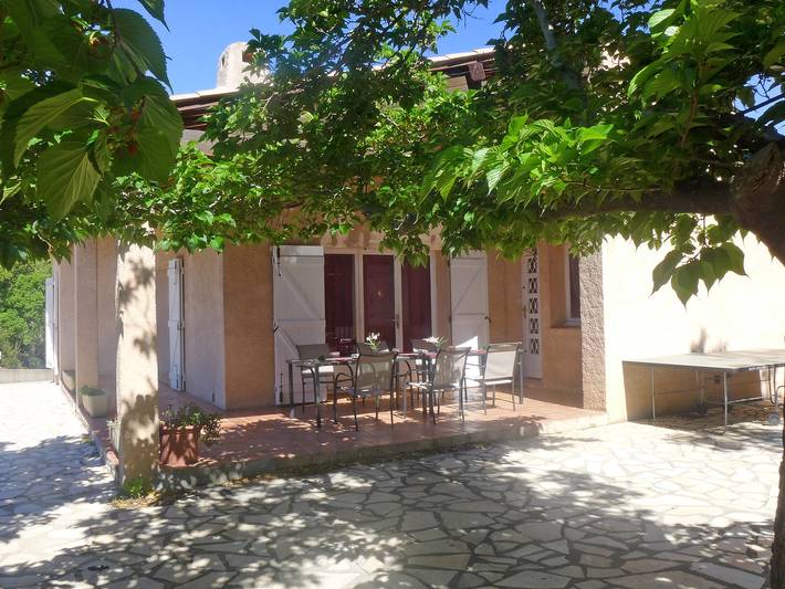 Ferienhaus für 8 Personen, mit Garten und Terrasse sowie Ausblick in Cavalaire-sur-Mer - 2