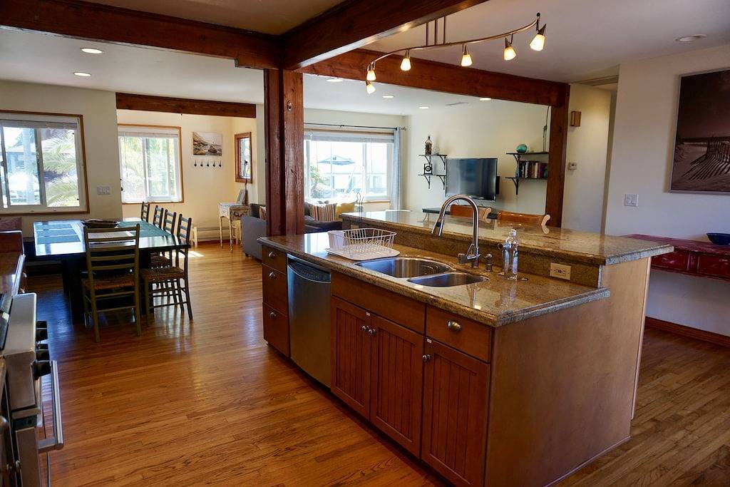 Haustier- und familienfreundliches Haus mit Meerblick, nur wenige Minuten von den Stränden und Legoland entfernt in Carlsbad, San Diego County