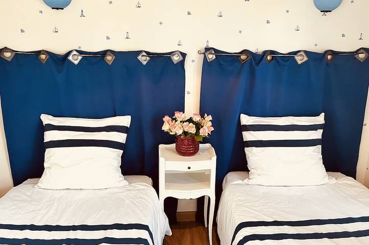 Location de vacances pour 6 personnes, avec balcon et jardin, animaux acceptés dans Plage Kerurus Plouneour Trez - 4