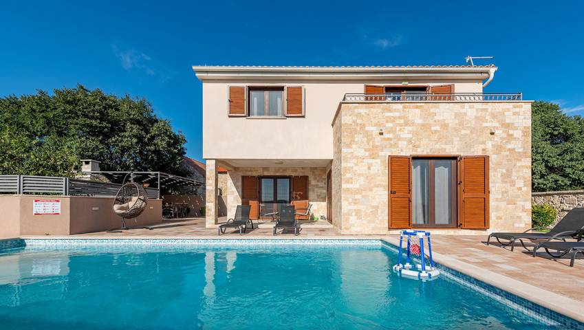 Ferienhaus für 6 Personen, mit Balkon und Garten in Općina Stankovci - 2