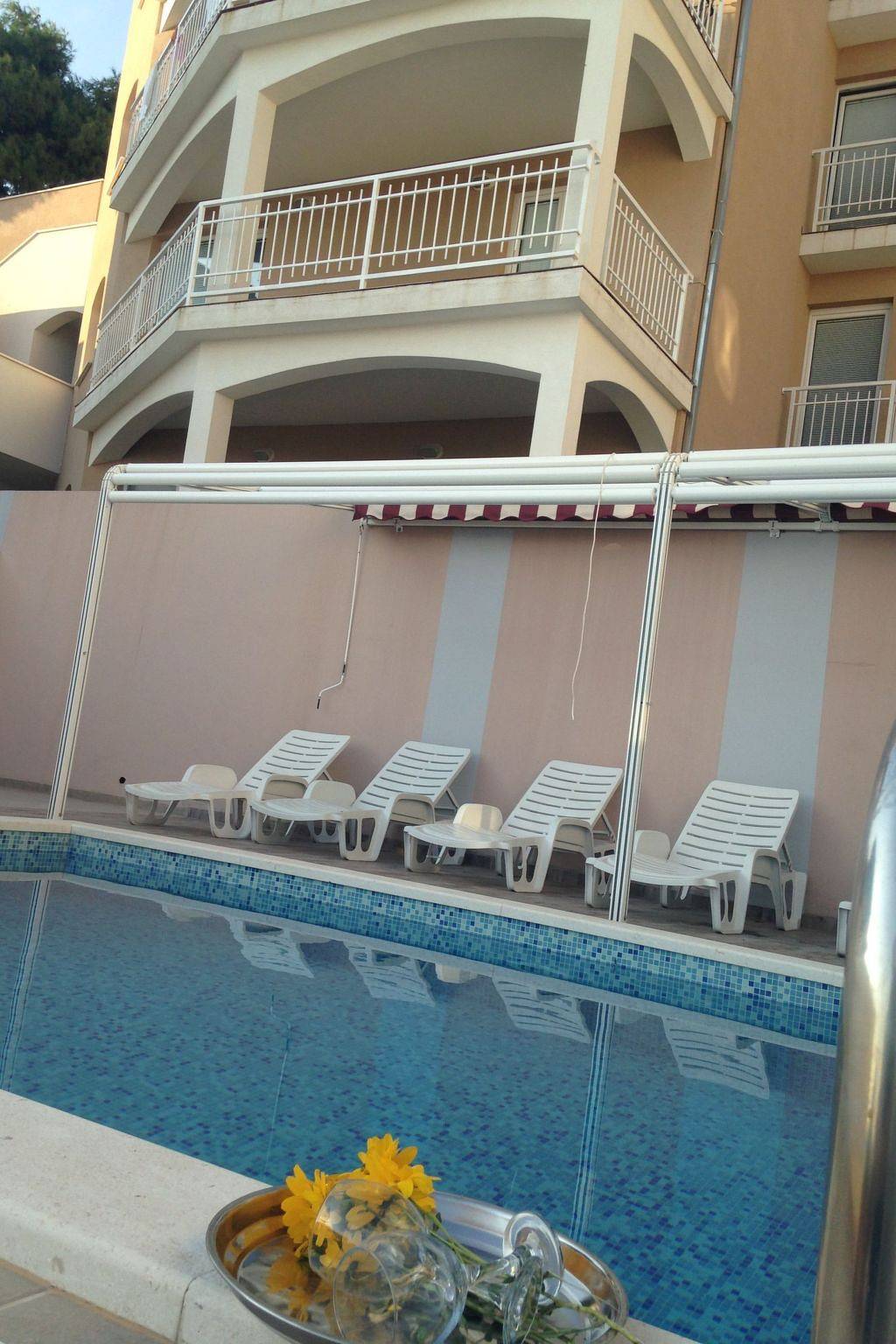 Ganze Wohnung, Appartement mit Blick auf das Wasser in Mimice, Split-Dalmatien