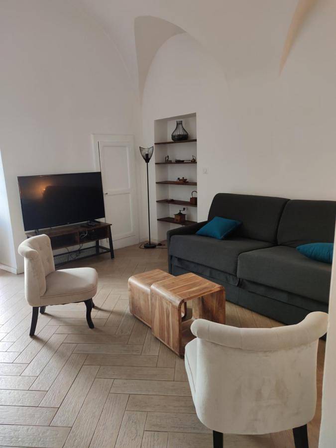 Gîte pour 2 personnes, avec vue dans Cinema Le Studio Bastia - 2