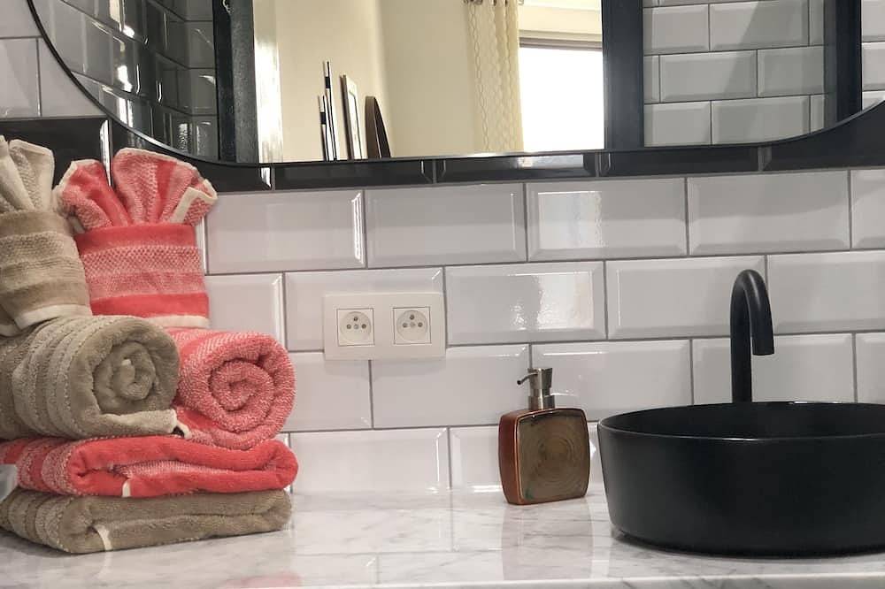 Ganze Wohnung, Cozy pied a terre in Brussels Capital of Europe. in Koekelberg, Brüssel und Umgebung