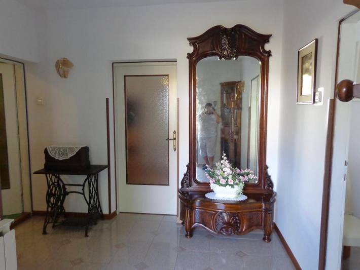 Gîte pour 5 personnes, avec jardin ainsi que vue et piscine, animaux acceptés à Koper - 4