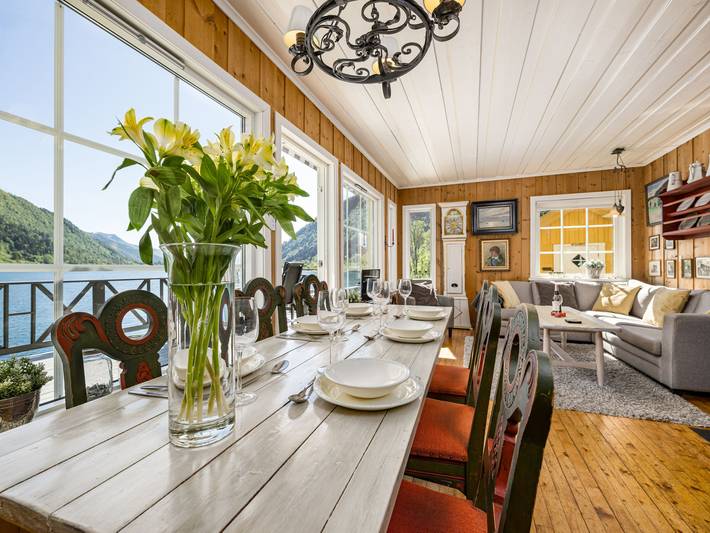 Ferienhaus für 6 Personen, mit Ausblick und Garten sowie Terrasse in Nördliches Fjordnorwegen - 4