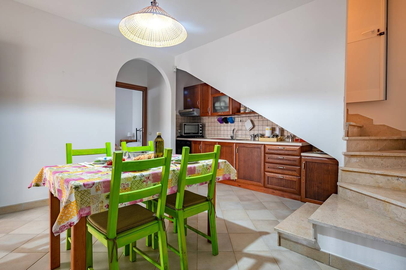 Villa 'Flower House In Carisciola' con vista mare, terrazza privata e aria condizionata in Torre Santa Sabina, Carovigno