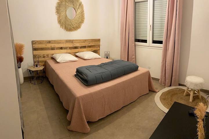 Location de vacances pour 8 personnes, avec jardin et terrasse à Aimargues - 3