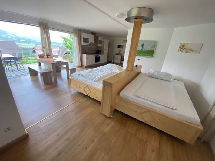 Wohnwagen für 4 Personen, mit Terrasse und Sauna in Murtal - 4