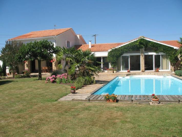 Location de vacances pour 3 personnes, avec jardin à Bressuire - 2