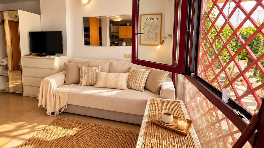 Gehele studio, Casita Playa: studio direct aan het strand met privéterras, El Palo in Playa del Palo, Malaga