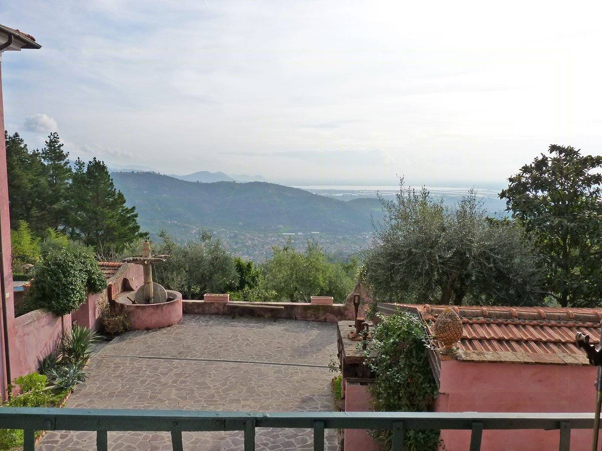 Ganze Wohnung, Wohnung mit Meerblick und Pool in der Nähe von Lucca in Massarosa, Italienische Riviera