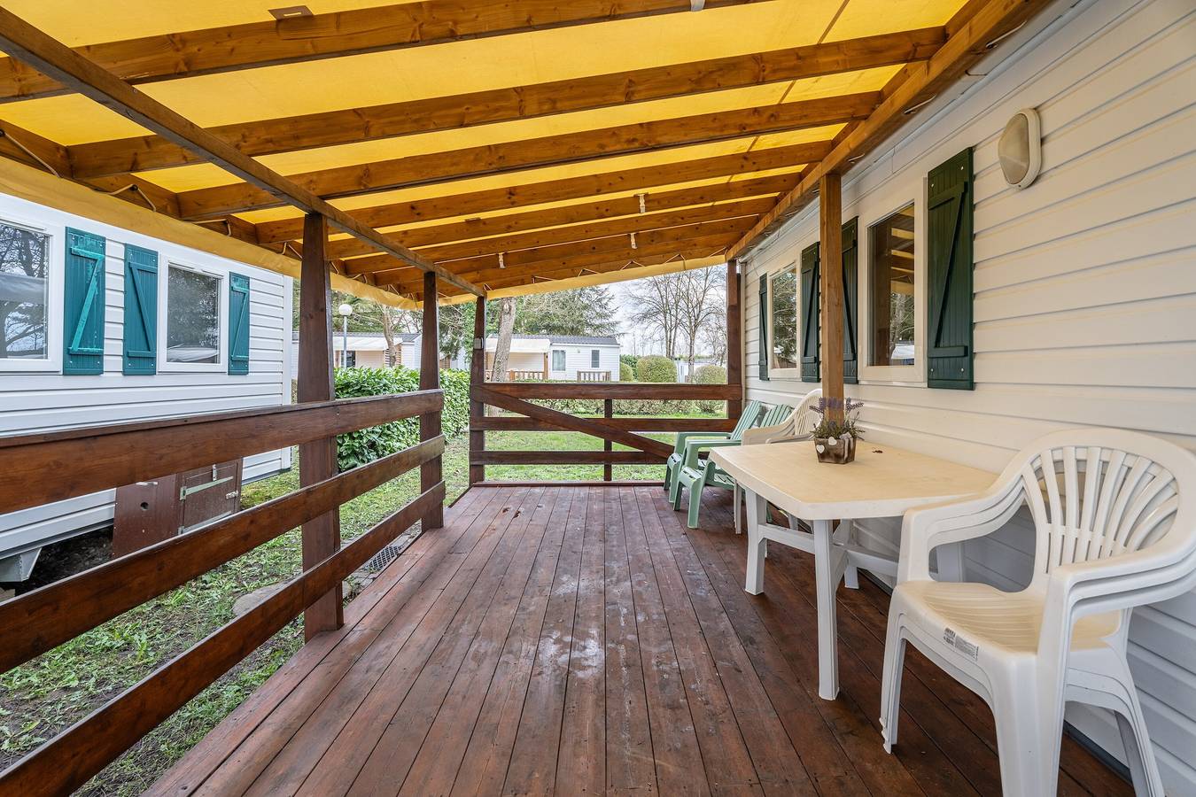 Mobilheim 'Mobihome B023 nahe Europapark' mit privater Terrasse und Gemeinschaftsgarten in Boofzheim, Region Sélestat-Erstein