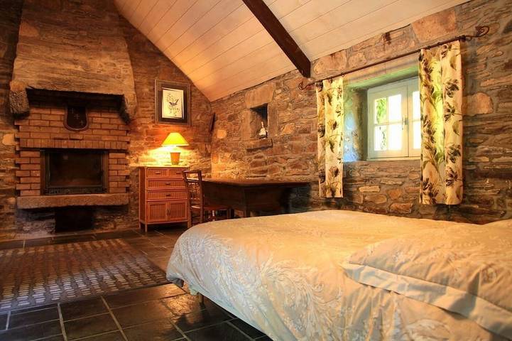 Location de vacances pour 5 personnes, animaux acceptés à Saint-Urbain - 2