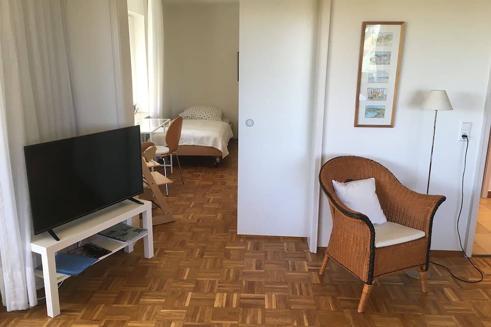 Ganze Wohnung, Ferienwohnung  Lavendelgarten  am  See in Konstanz-Litzelstetten, Konstanz