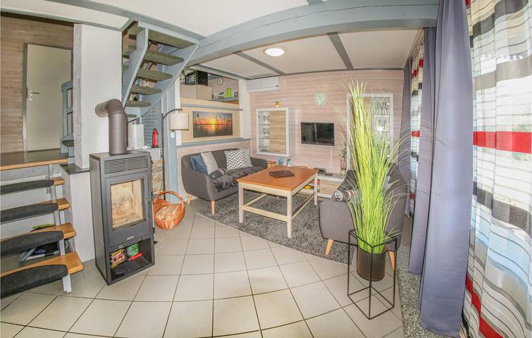 Ferienhaus für 6 Personen, mit Terrasse und Garten sowie Sauna in Kirchheim - 3