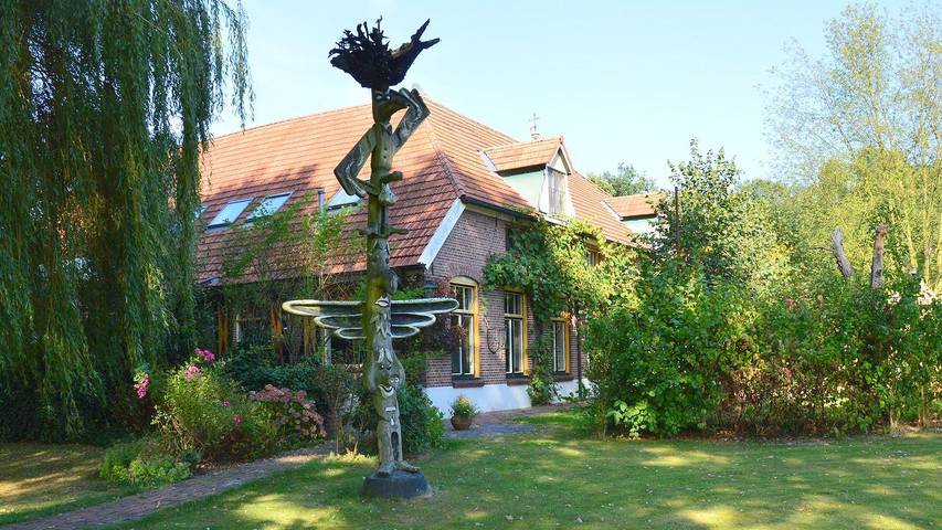 Ferienhaus für 20 Personen, mit Sauna und Garten sowie Whirlpool