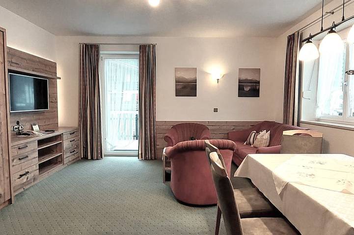 Ferienwohnung für 3 Personen, mit Sauna und Balkon in Grän