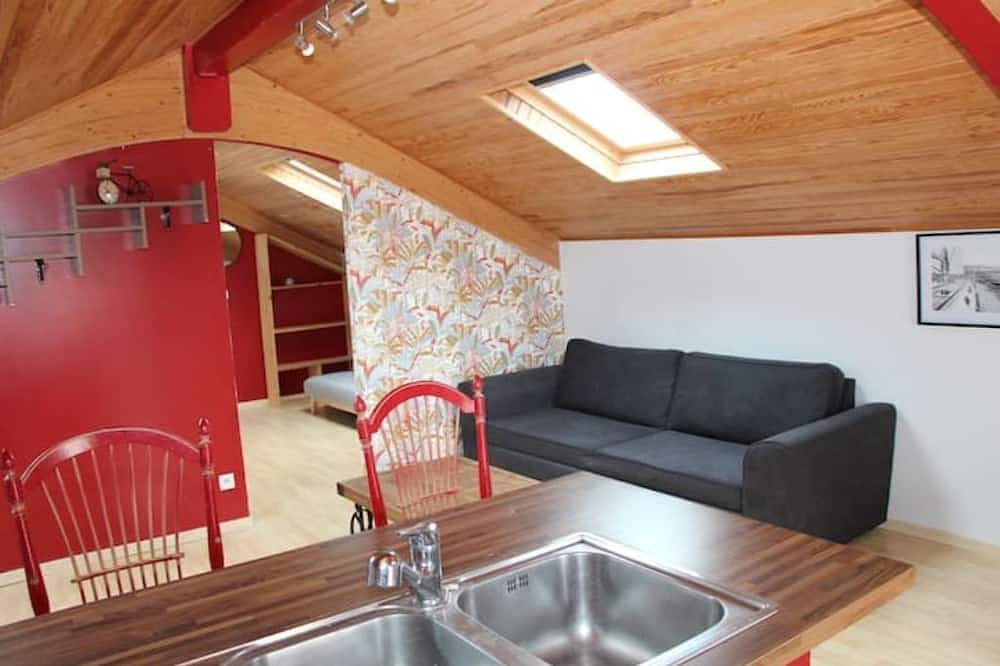 Entire apartment, In the heart of a Landes village in Herm, Dax region