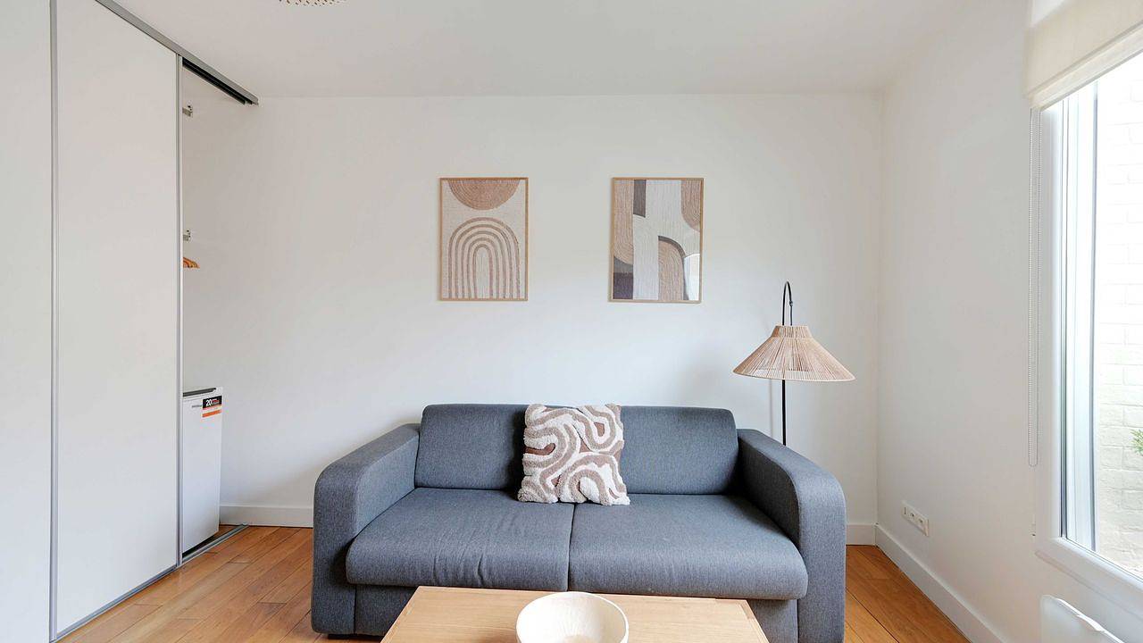 Appartement de vacances entier, Ferienwohnung für 4 Personen (25 m²) in Suresnes in Suresnes, Hauts-de-Seine