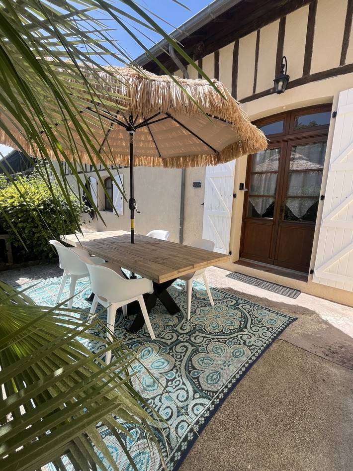 Gîte pour 4 personnes, avec piscine à Saint-Justin (Gers)