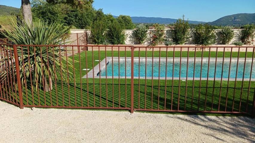 Villa voor 10 personen, with tuin and uitzicht as well as zwembad in Vaison-la-Romaine