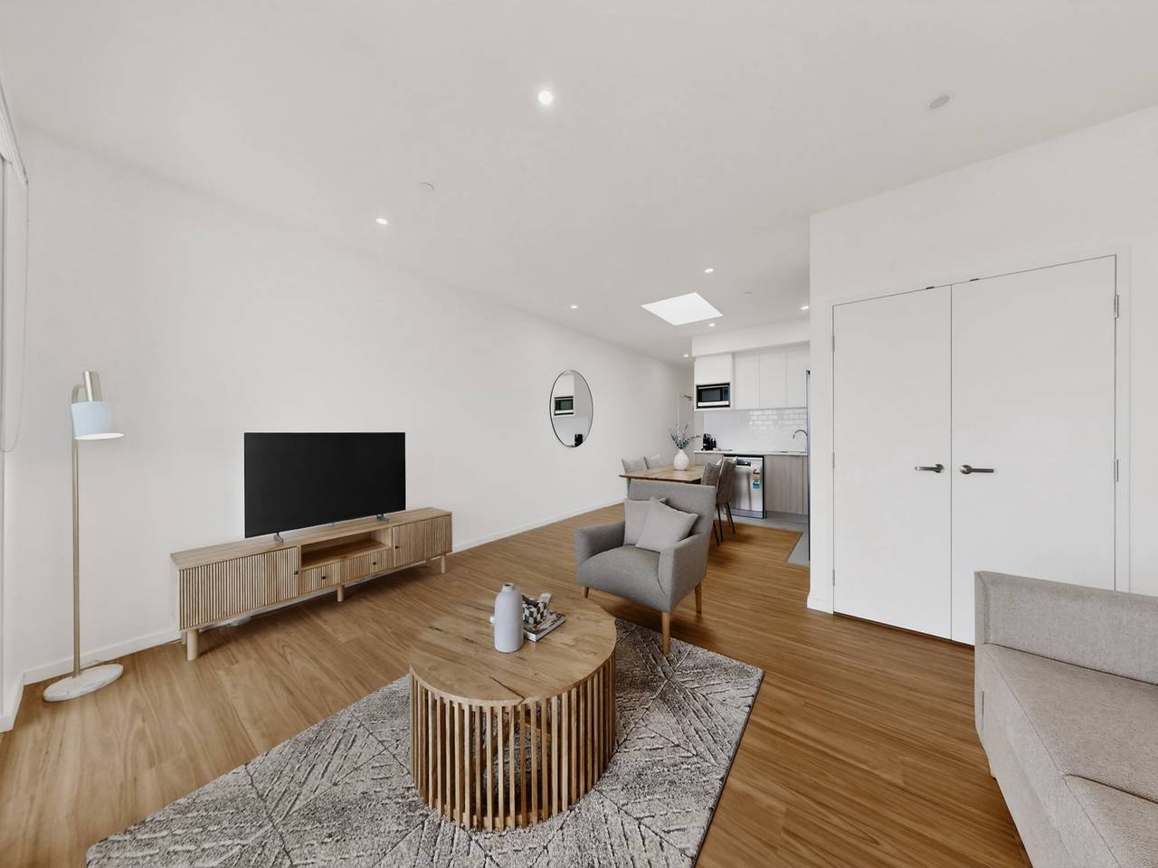 Hel leilighet, Nybygd leilighet nær butikker og parker in Cannington, Perth