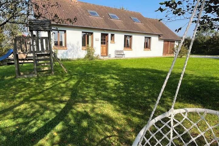 Gîte pour 10 personnes, avec jacuzzi ainsi que terrasse et jardin dans Nabringhen