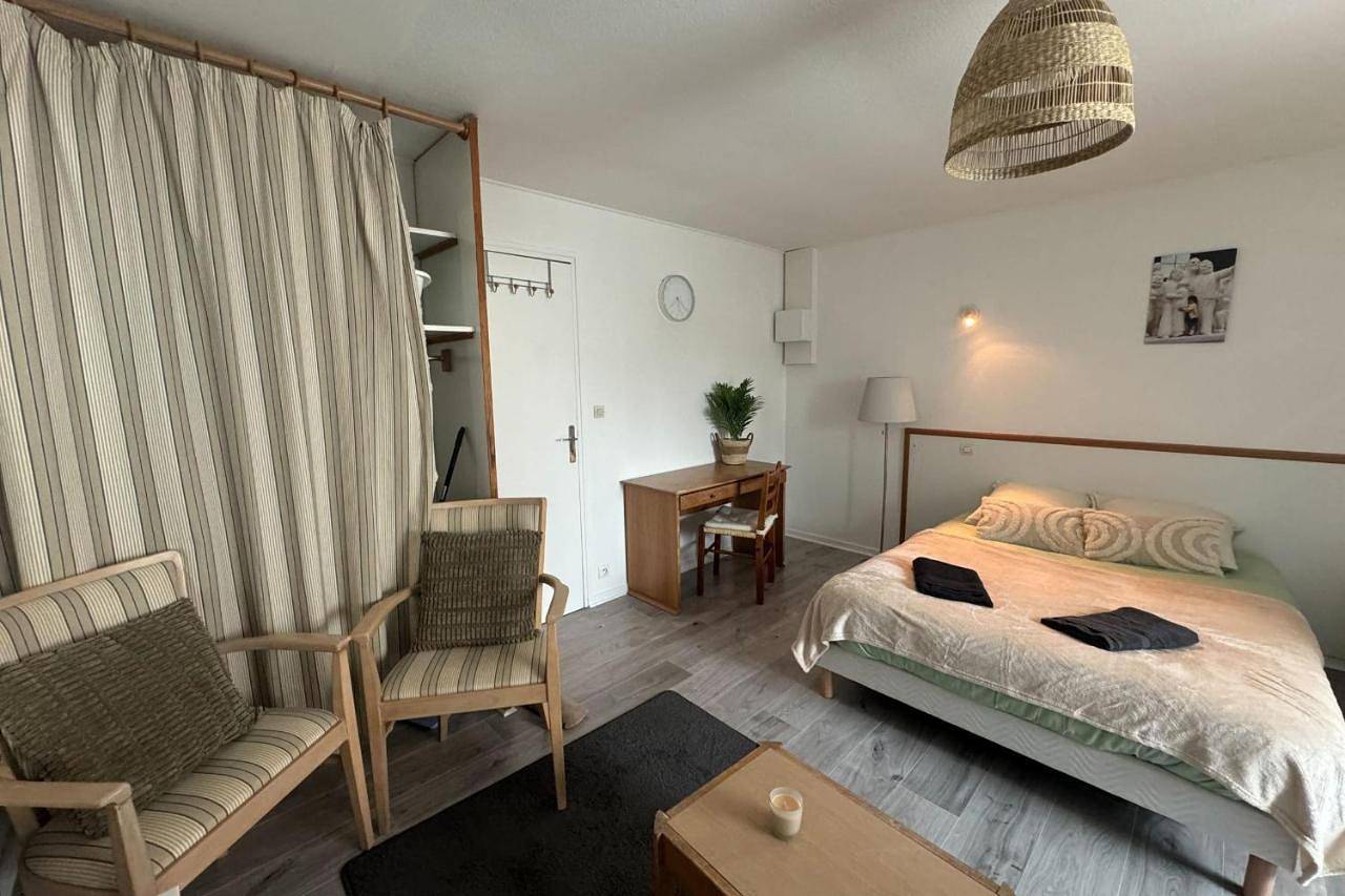 Appartement entier, Studio in Biéville-Beuville, Région de Caen