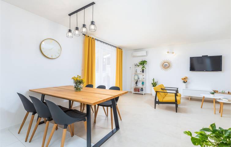 Ferienhaus für 6 Personen, mit Garten und Terrasse sowie Pool in Pula-Medulin - 4