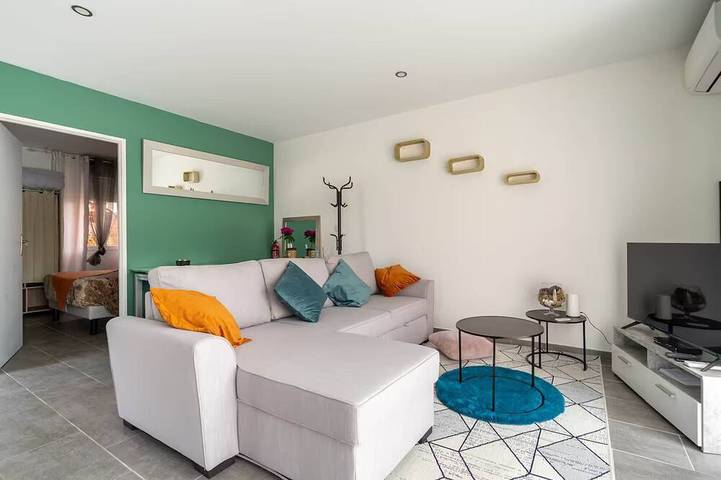 Gîte pour 4 personnes, avec balcon à Savasse