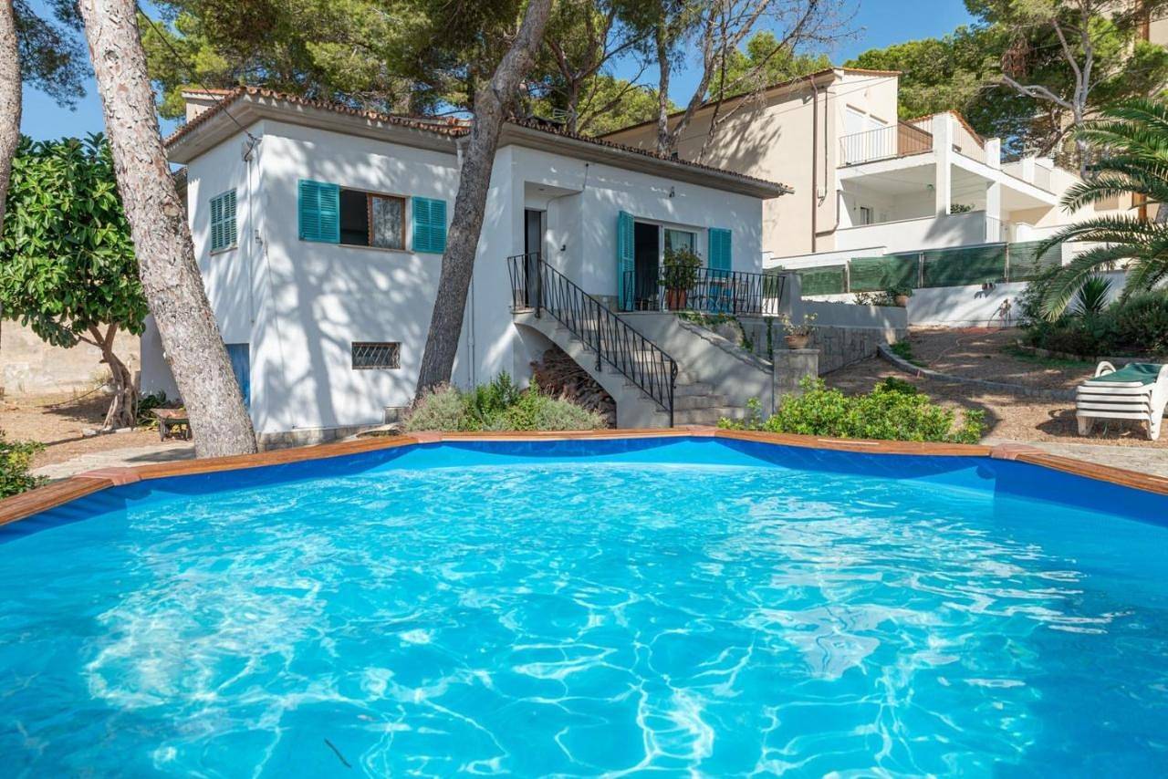 Five-Bedroom House in El Arenal, Palma