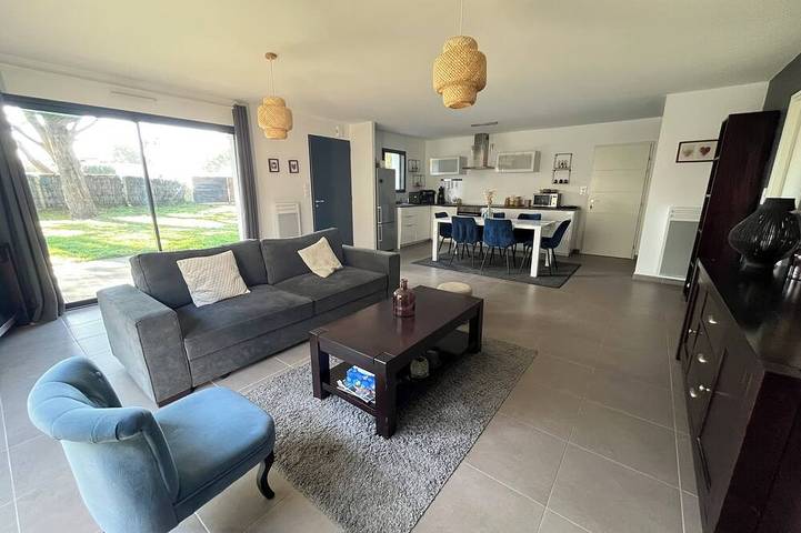 Location de vacances pour 6 personnes dans Plage de La Sauzaie