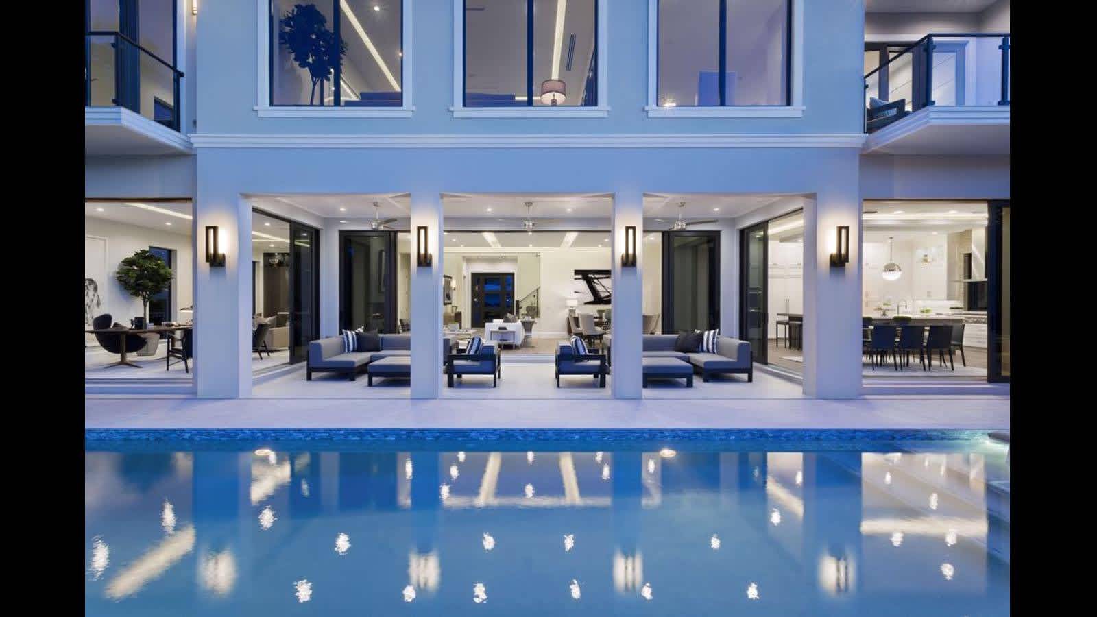 Waterfront Luxury Estate with Private Dock Lighthouse Point in Lighthouse Point, Broward County