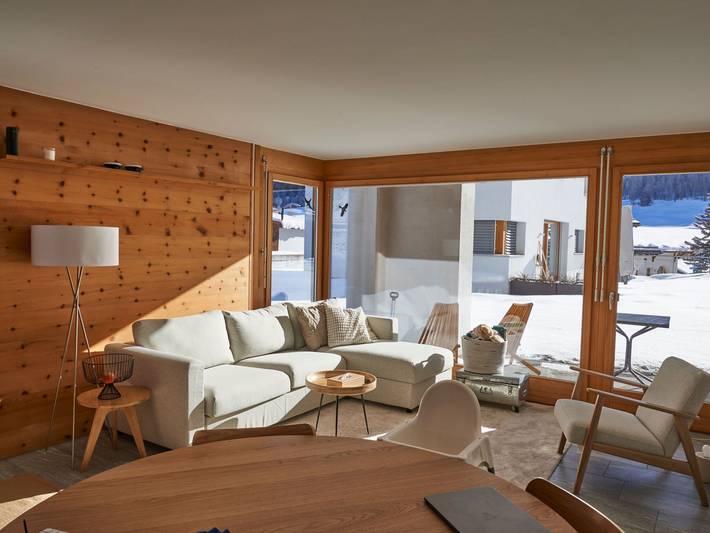 Vacation rental for 4 people, with yard in Swiss Alps