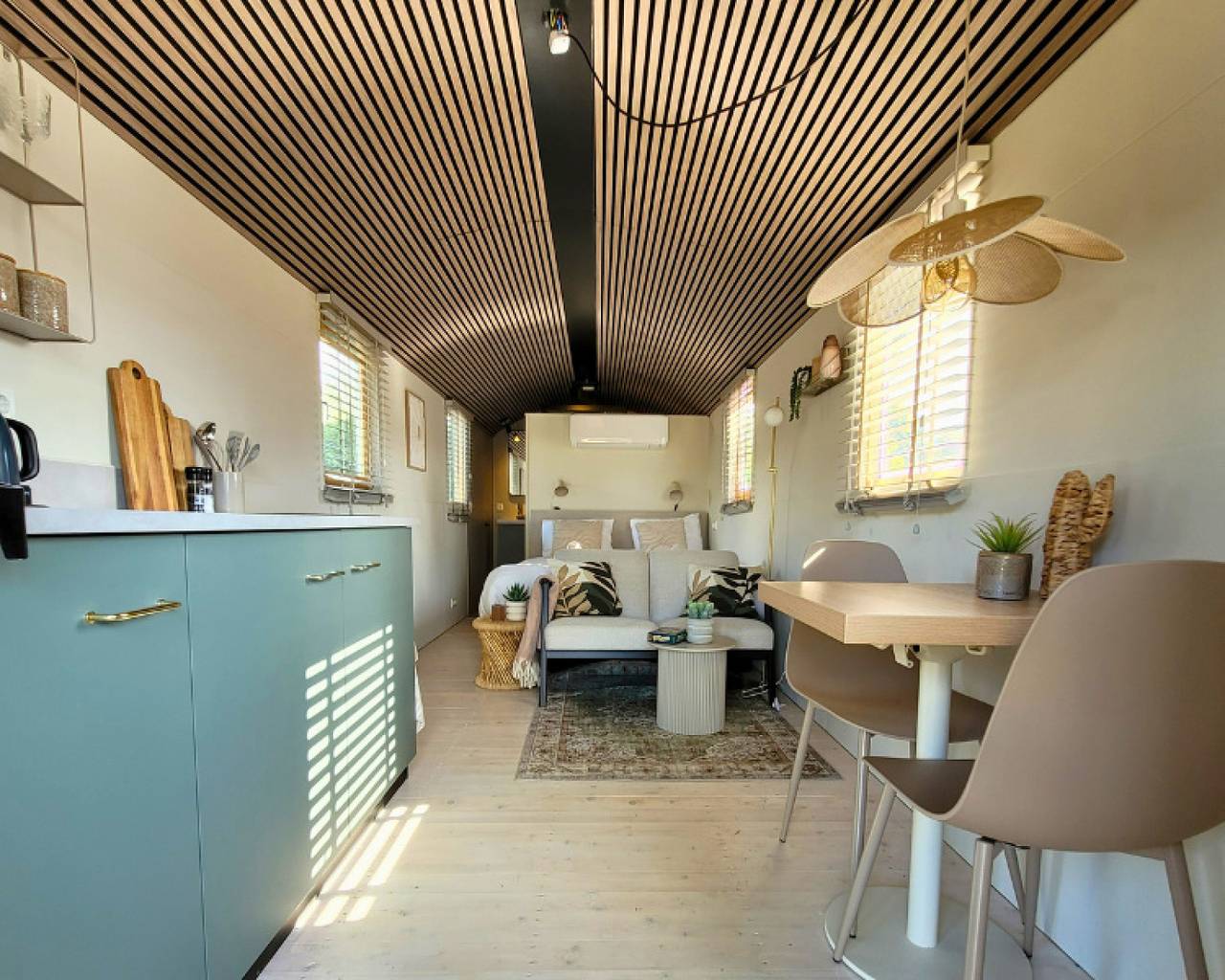 Gemütlicher Zigeunerwagen für 2 Personen mit Hottub auf einem kleinen Park Nähe Maastricht in Meerssen, Limburg (Niederlande)