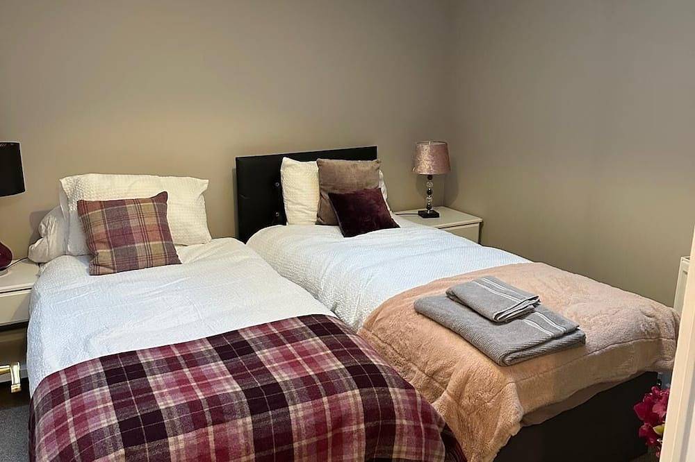 Geheel appartement, Lucky top floor apartment in Milton Keynes, Zuidoost Engeland